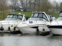 2013 Regal 28 Express