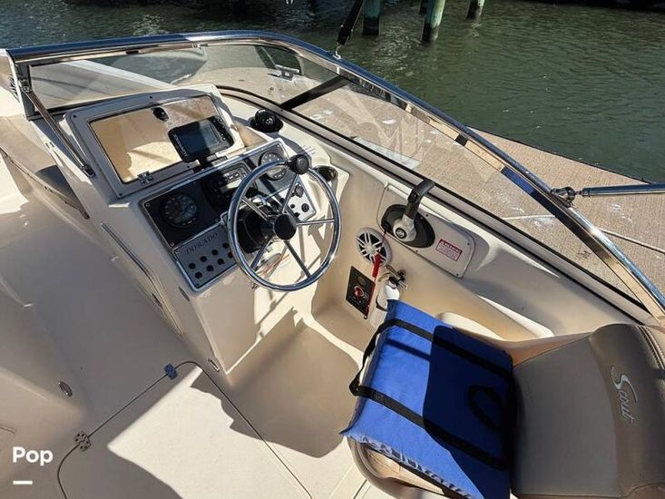 2023 Scout 210 dorado