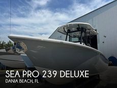 2023 Sea Pro 239 Deluxe