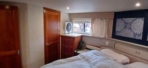 Main suite aft