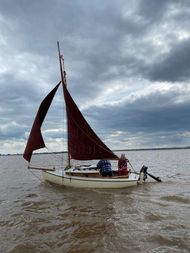 Classic 17-ft gaff-rig yacht "Sprite"