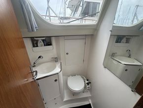 1998 Jeanneau Sun Odyssey 40 DS 27