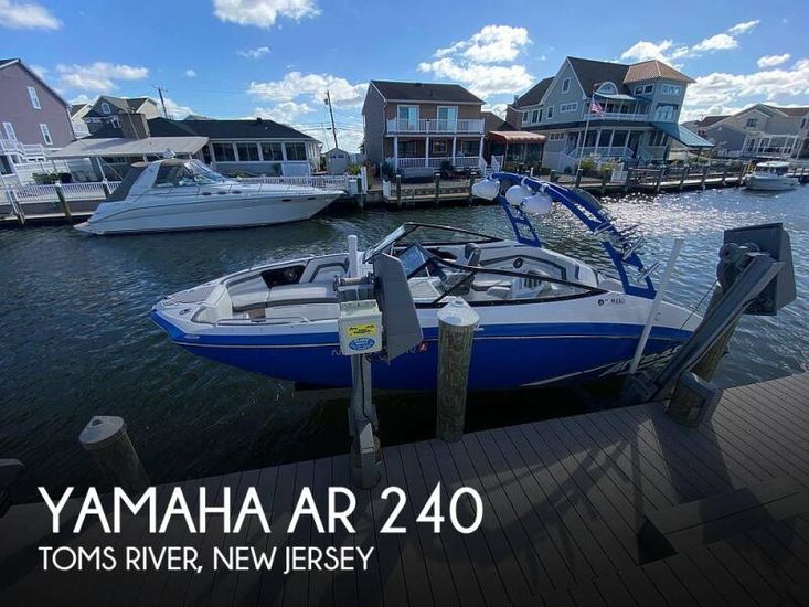 2020 Yamaha ar 240