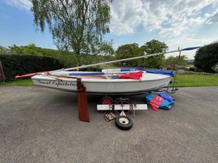 Wayfarer Plus S racing dinghy 9878