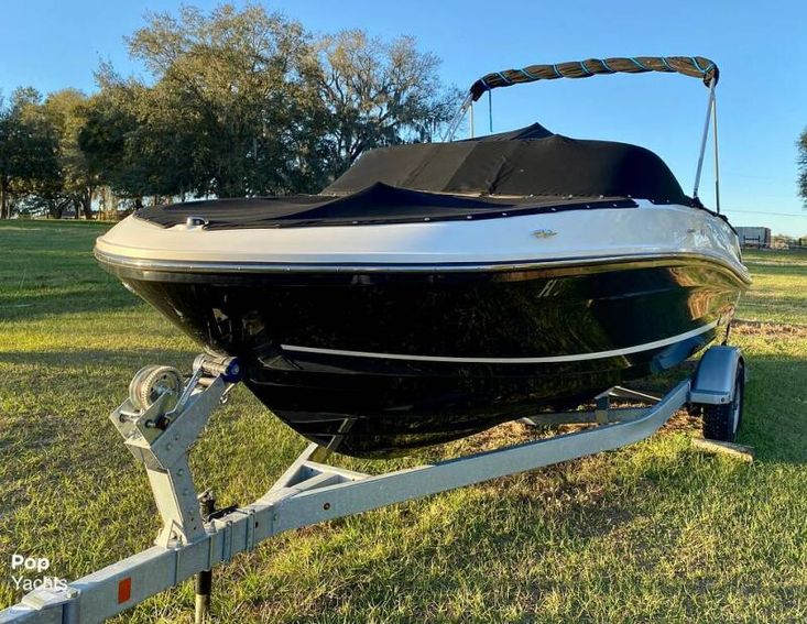 2021 Bayliner vr5