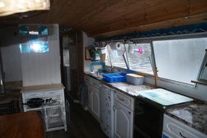 Cooker, Sink and Freezer