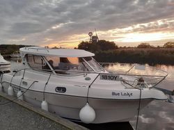 Quicksilver 700
