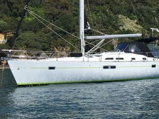 Exceptional condition Beneteau Oceanis 423 - Two Cabins