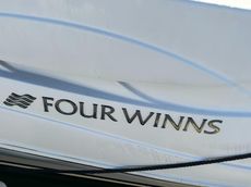 2008 Four Winns V318