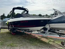 2023 Bayliner VR4