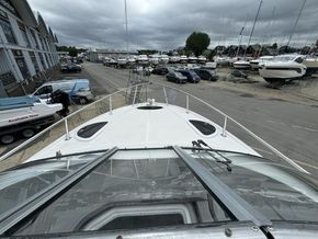 2015 Regal 28 Express 15