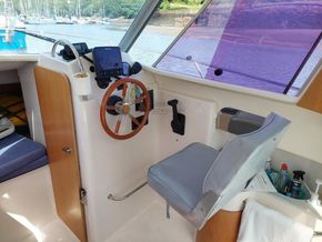 Ocqueteau 645  - Helm