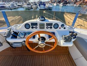 2001 Sealine F43 17