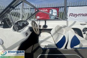 Bayliner 175 - pilot