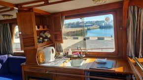 Puget Sound 34  - Galley