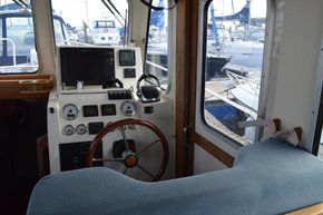 Helm position
