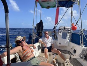 Hands free sailing across the Atlantic with the Hydrovane