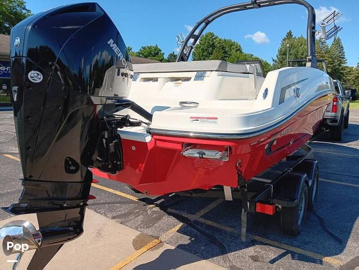 2022 Bayliner vr6