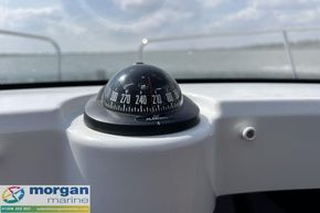 Jeanneau Merry Fisher 795 - compass