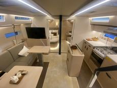 2025 Jeanneau 55