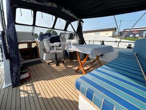 Aft teak deck