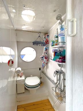 Showroom with pump out toilet