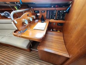 Hunter 426 DS  - Navigation Station