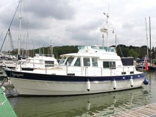 2009 Hardy Commodore 36 Motor Cruiser