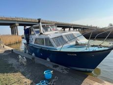 LIVE ABOARD COLVIC TRAVELLER FOR SALE