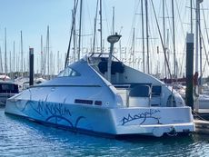 2007 Wave Piercer Speed Boat