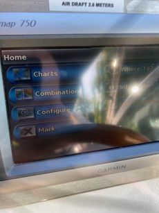 CRUISER 310 EXPRESS 2006