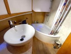 Lambon Hull Ltd Dutch Barge