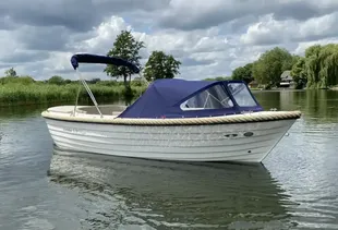 2025 Corsiva 570