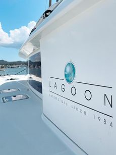 2011 Lagoon 450 F