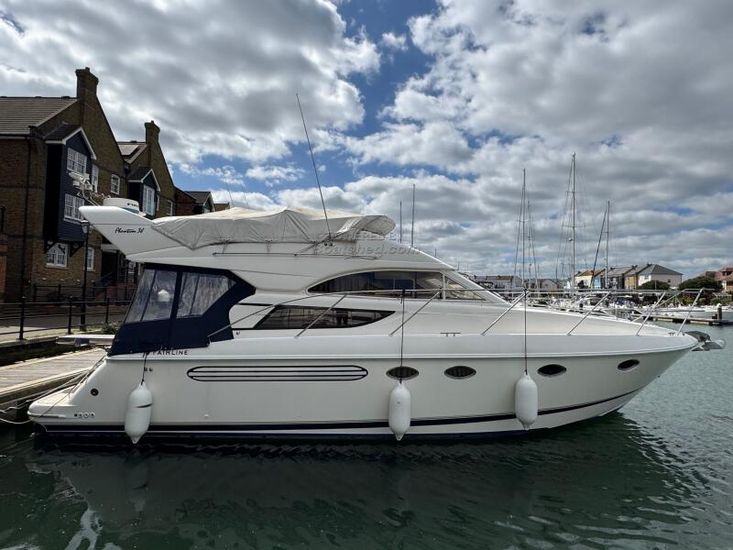 1999 Fairline Phantom 38