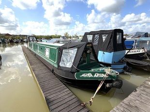 Corinia - 58ft Semi Traditional