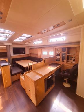 Hanse 575