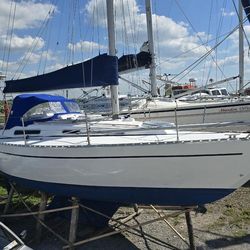 Sadler 32 - Fully Refitted, Best-Spec Example on the Market