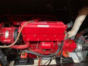 Westerly Oceanranger 38  - Engine