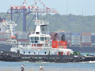 UMHLALI TUG BOAT HARBOUR CRAFT