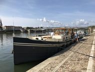 Henrietta Luxemotor 20m barge 1/12