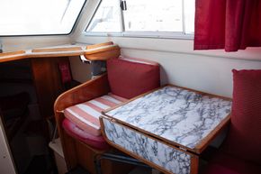 2001 Rodman 800 Flybridge 17