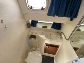 1989 Fairline Carrera 8