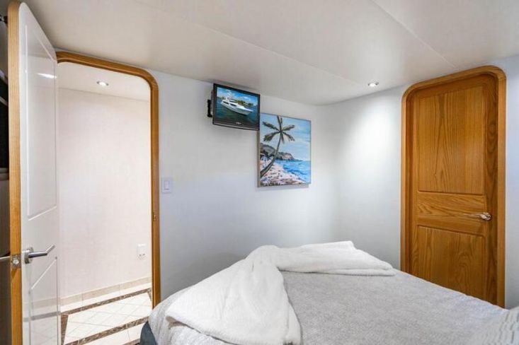 1997 Westport Custom Raised Pilot House