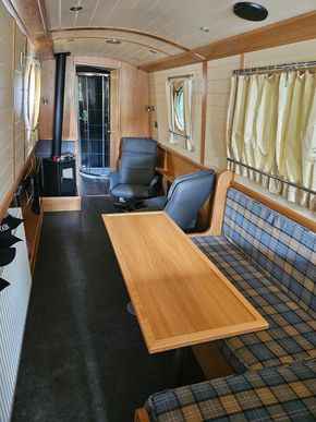 Dinette/Double Bed
