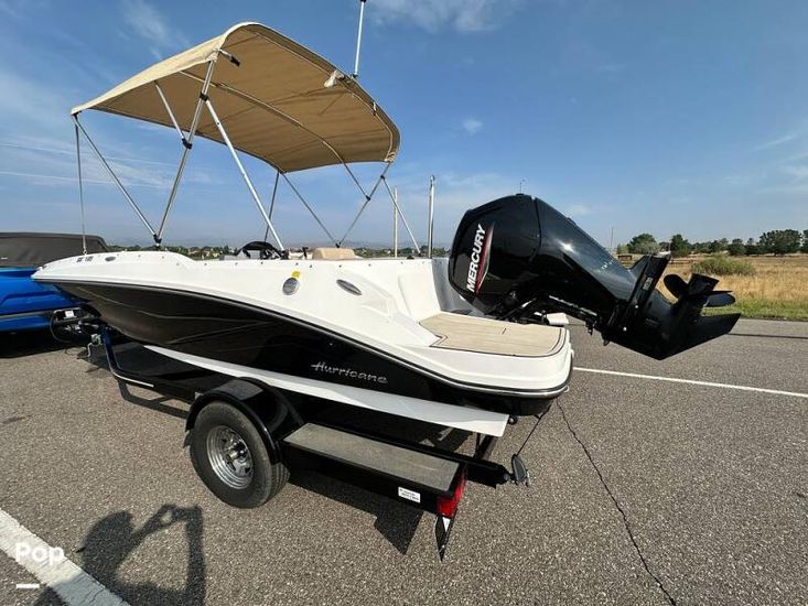 2022 Hurricane 185 sundeck sport