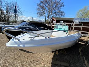 Tender BMY Tridente Sport V550