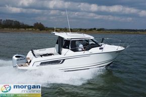 Jeanneau Merry Fisher 795 - action