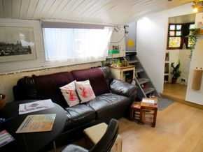 Houseboat 40ft with London mooring  - Saloon