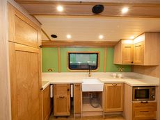 55x10 CUSTOM BUILD - BESPOKE BOAT CO